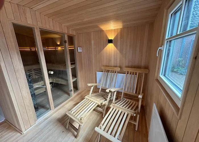 Inselidylle Saltkrokan 펜션 *