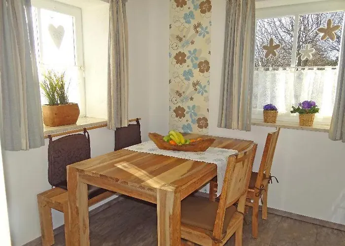 Inselidylle Saltkrokan 펜션 *